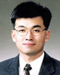대학교수, 방사선과의사인 정용연의 대표 이미지