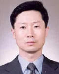 대학교수인 심영의 대표 이미지