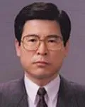 변호사, (전직)검사인 신희용의 대표 이미지