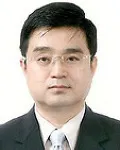 변호사, (전직)판사인 이재철의 대표 이미지