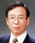 (전직)은행인, (전직)행정공무원인 이공재의 대표 이미지