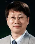 대학교수인 최윤식의 대표 이미지