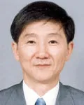 대학교수인 전용덕의 대표 이미지
