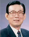 변호사, (전직)기초단체장, (전직)판사인 박원철의 대표 이미지