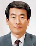 안과의사, 대학교수인 위원량의 대표 이미지