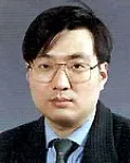안과의사, 대학교수인 최태훈의 대표 이미지