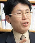 대학교수인 강인철의 대표 이미지