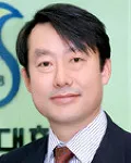 대학교수인 김윤제의 대표 이미지