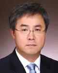 대학교수인 송일호의 대표 이미지