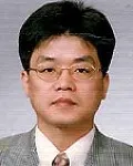 안과의사, 대학교수인 이병로의 대표 이미지