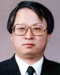 (전직)내과의사, (전직)대학교수인 최기철의 대표 이미지