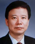 (전직)교육기관단체인, (전직)외무공무원인 정상기의 대표 이미지