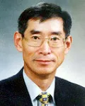 외무공무원인 조원호의 대표 이미지