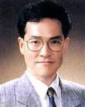 대학교수인 김준섭의 대표 이미지