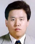 공무원인 전성배의 대표 이미지