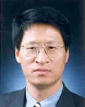기업인, (전직)금융인인 김신섭의 대표 이미지