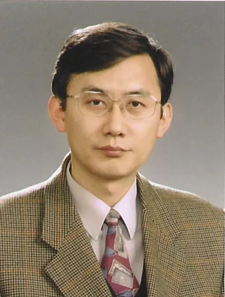 대학교수인 오성권의 대표 이미지
