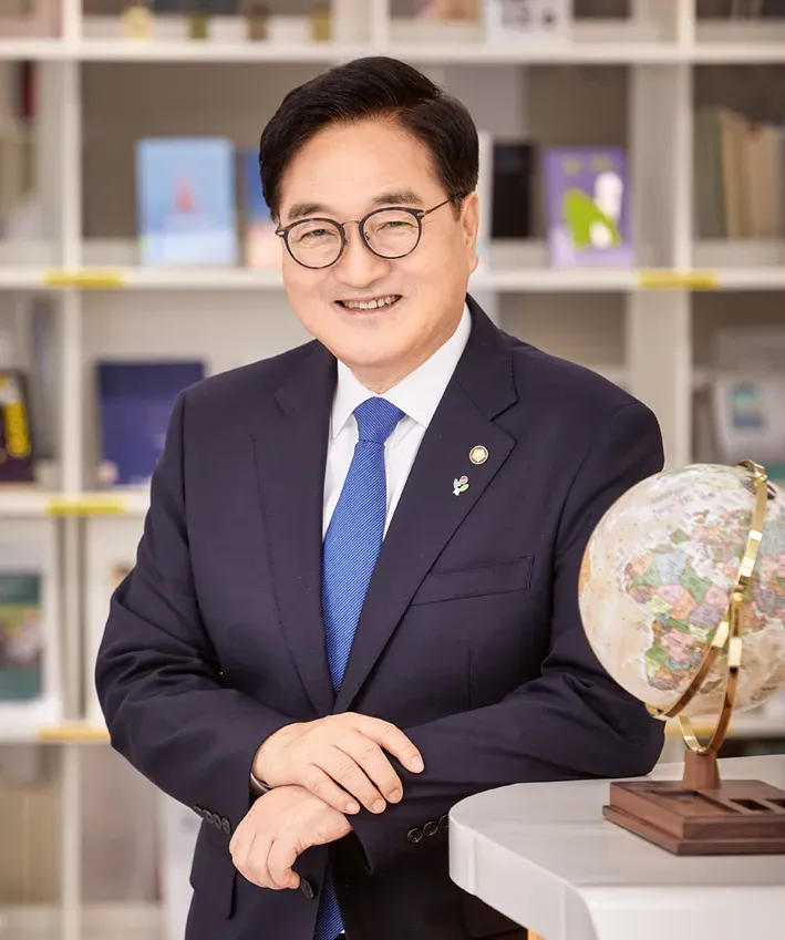 국회의원, 특수단체인, 정당인인 우원식의 대표 이미지