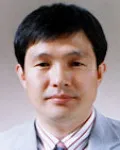 대학교수인 이칠우의 대표 이미지
