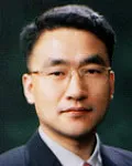 변리사인 윤종섭의 대표 이미지