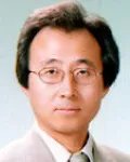 대학교수인 최영출의 대표 이미지