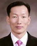(전직)정당인인 한용대의 대표 이미지