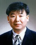 대학교수인 고응일의 대표 이미지