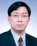대학교수인 유창동의 대표 이미지