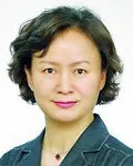 대학교수인 김시월의 대표 이미지