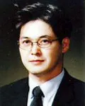 성형외과의사인 박양수의 대표 이미지