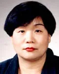 (전직)대학학장인 이수자의 대표 이미지