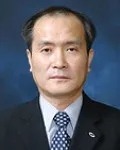 대학교수인 정구철의 대표 이미지