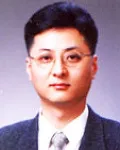 대학교수인 김명운의 대표 이미지