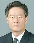 특수단체인, (전직)공무원인 홍준석의 대표 이미지