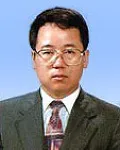 대학교수인 성도경의 대표 이미지