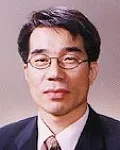 (전직)은행인인 김희철의 대표 이미지