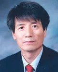 대학교수인 주봉호의 대표 이미지