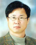 대학교수인 이정세의 대표 이미지