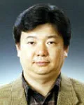 치과의사인 한영의 대표 이미지
