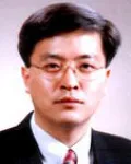 대학교수인 태흥식의 대표 이미지