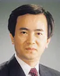 변호사, (전직)검사인 신동희의 대표 이미지