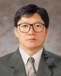 대학교수인 장태사의 대표 이미지