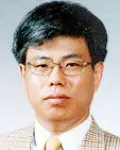 대학교수인 차규석의 대표 이미지
