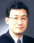 산업디자이너, 대학교수인 윤형건의 대표 이미지