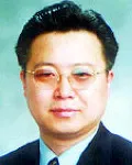 대학교수인 김익균의 대표 이미지