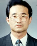 대학교수인 신용달의 대표 이미지