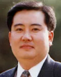 대학교수인 윤찬중의 대표 이미지