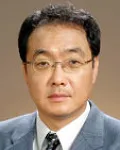 대학교수인 송의영의 대표 이미지