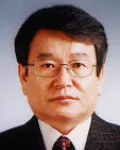 (전직)대학교수인 정명호의 대표 이미지