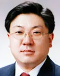 제2금융인인 이승철의 대표 이미지
